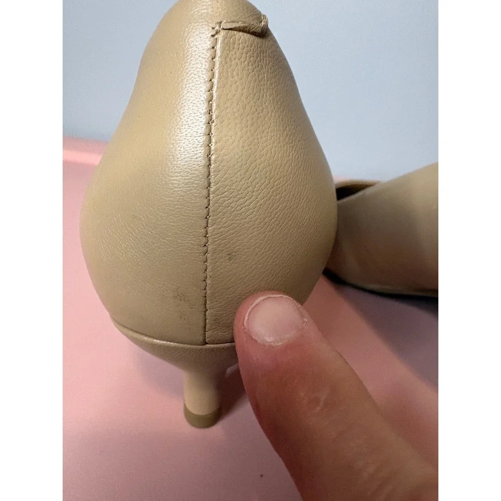 Trotters Kiara Nude Leather Kitten Heel Pumps‎ Pointed Toe 10WW T1805-185
